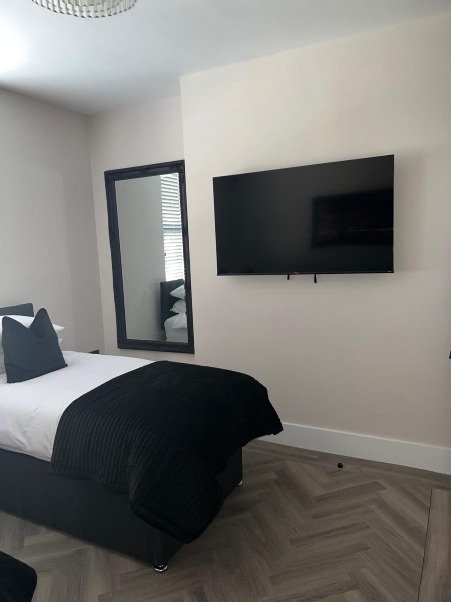 ホテル 128 Anfield Road リヴァプール 部屋 写真